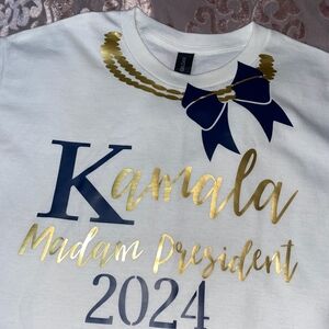 Kamala Madam President 2024 T-shirt